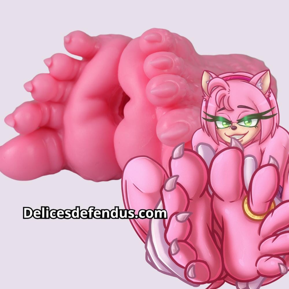Amy Rose the Temptress – The Furry Feet Masturbator for an Ultra Sensual Sandwich Footjob