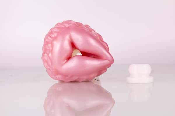 Luna the Wolfess – Canine silicone masturbator