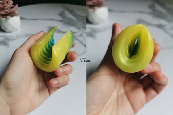 Radiance - Silicone open stroker with ridges, customizable mini and medium sizes