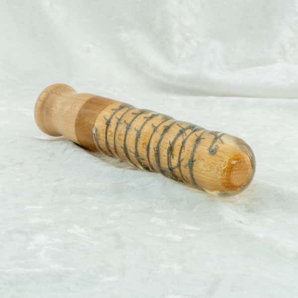 Handcrafted Beechwood Dildo with Barbed Wire Design – 19 cm / 3.5 cm