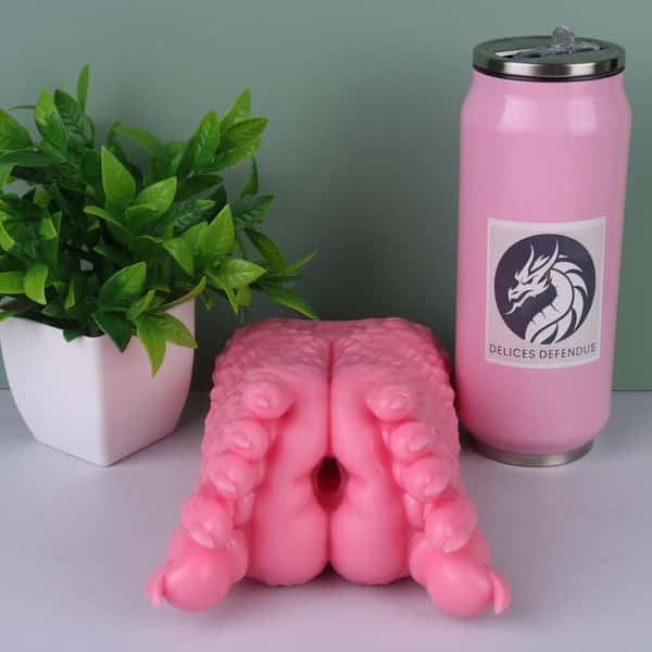 Amy Rose the Temptress – The Furry Feet Masturbator for an Ultra Sensual Sandwich Footjob