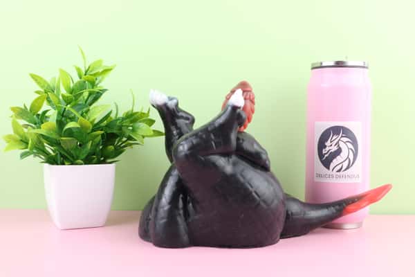 Zariel the Ash Dragon – Masturbating Furry Male Buttocks