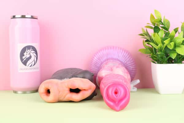 Lovers Deal – Rex & Asmodee, Inseparable Duo Furry Dildo & Masturbato
